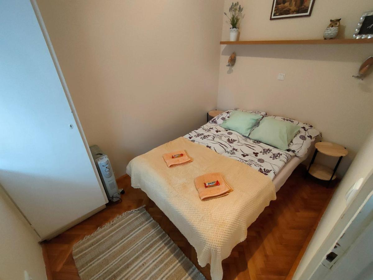 Rosy Apartman Lägenhet Vonyarcvashegy Exteriör bild